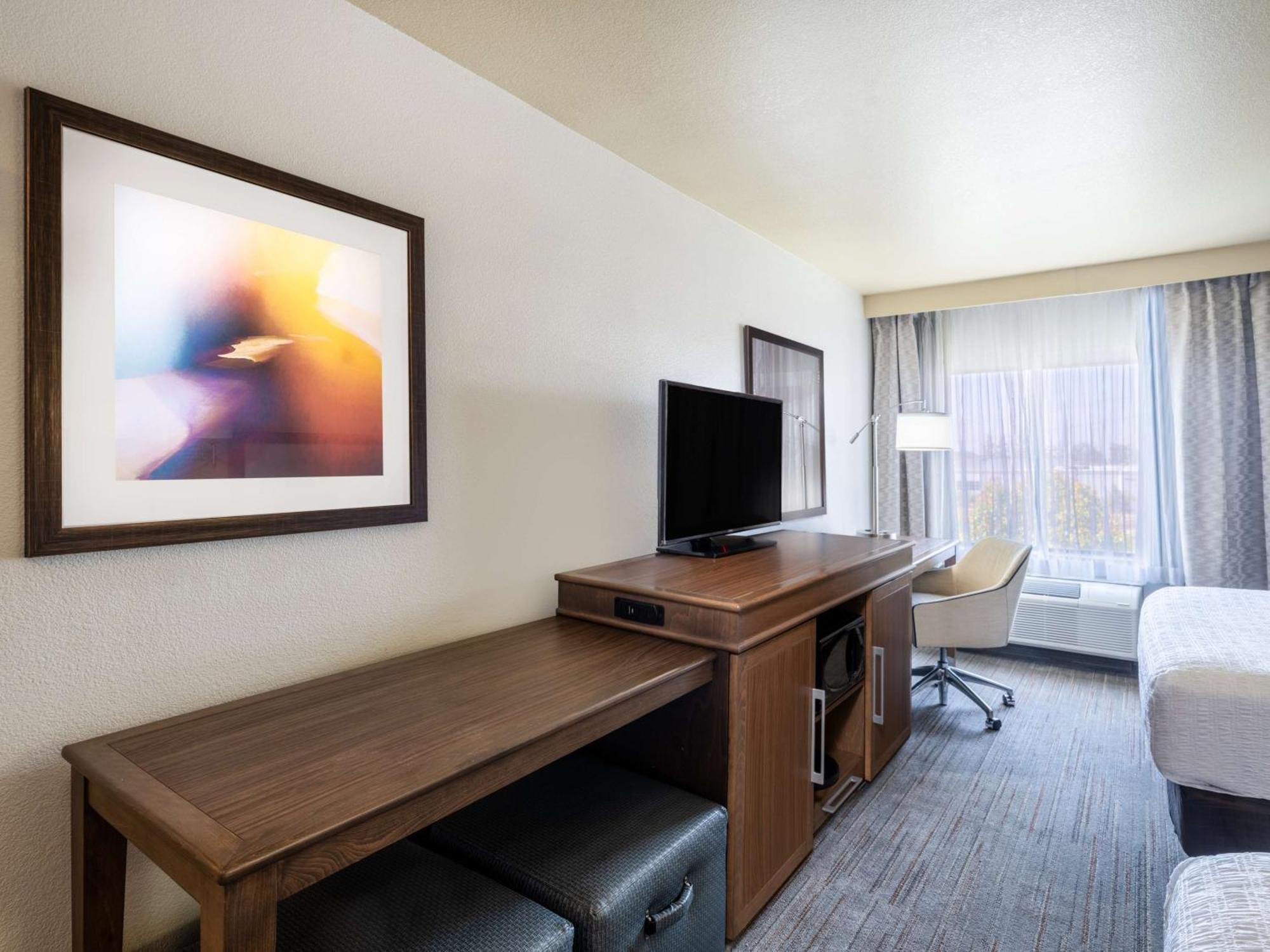 Hampton Inn By Hilton Irvine East - Lake Forest Buitenkant foto